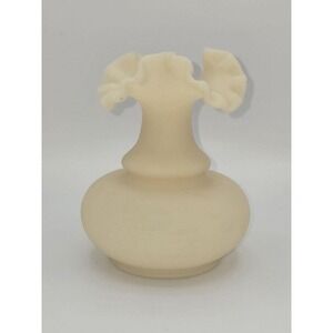 Fenton Glass Vintage Satin‎ Custard Ruffled Rim Vase